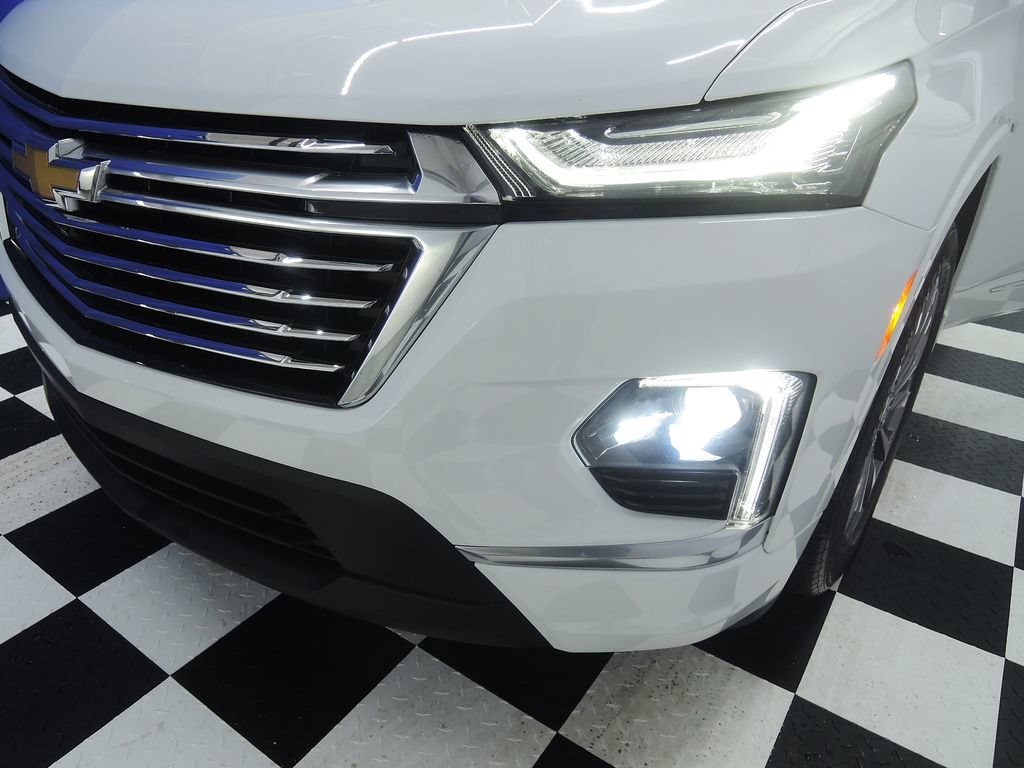 Used 2022 Chevrolet Traverse Premier AWD/4WD image 43