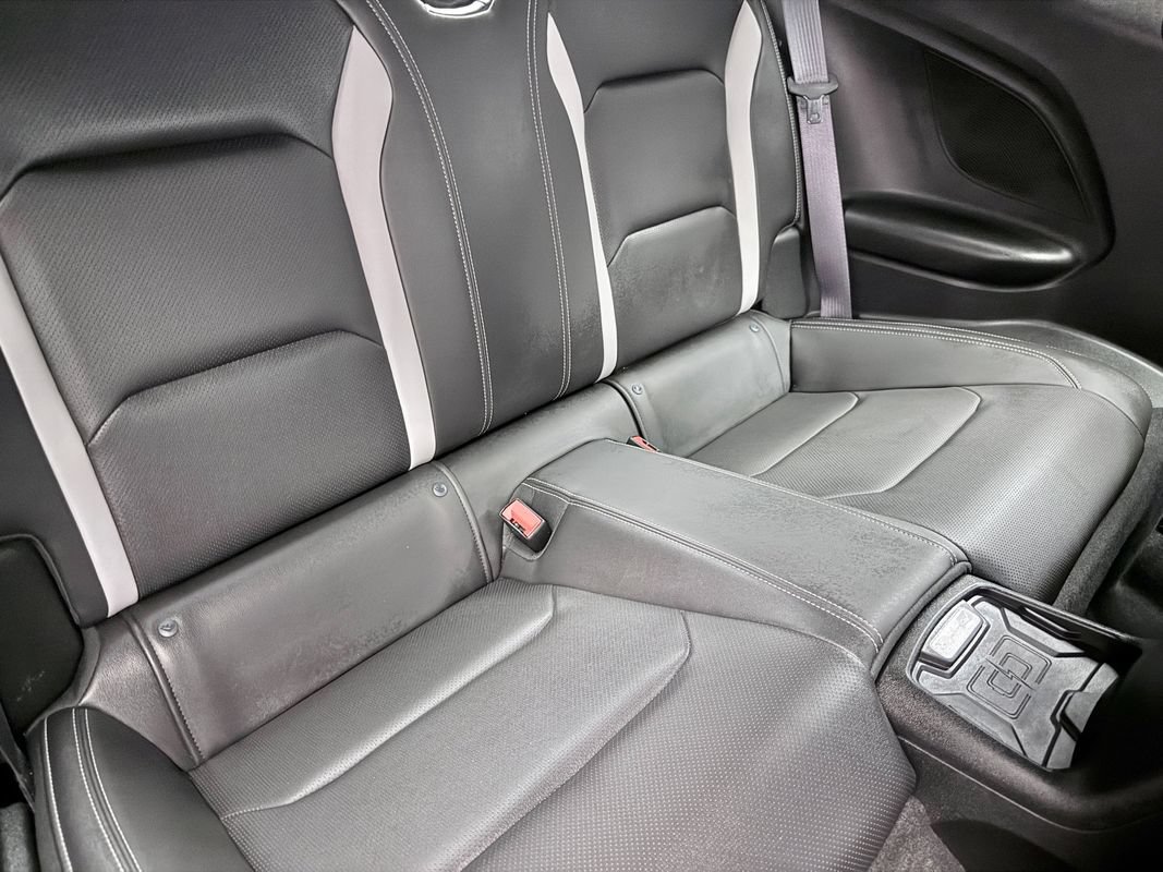Used 2016 Chevrolet Camaro SS RWD image 14