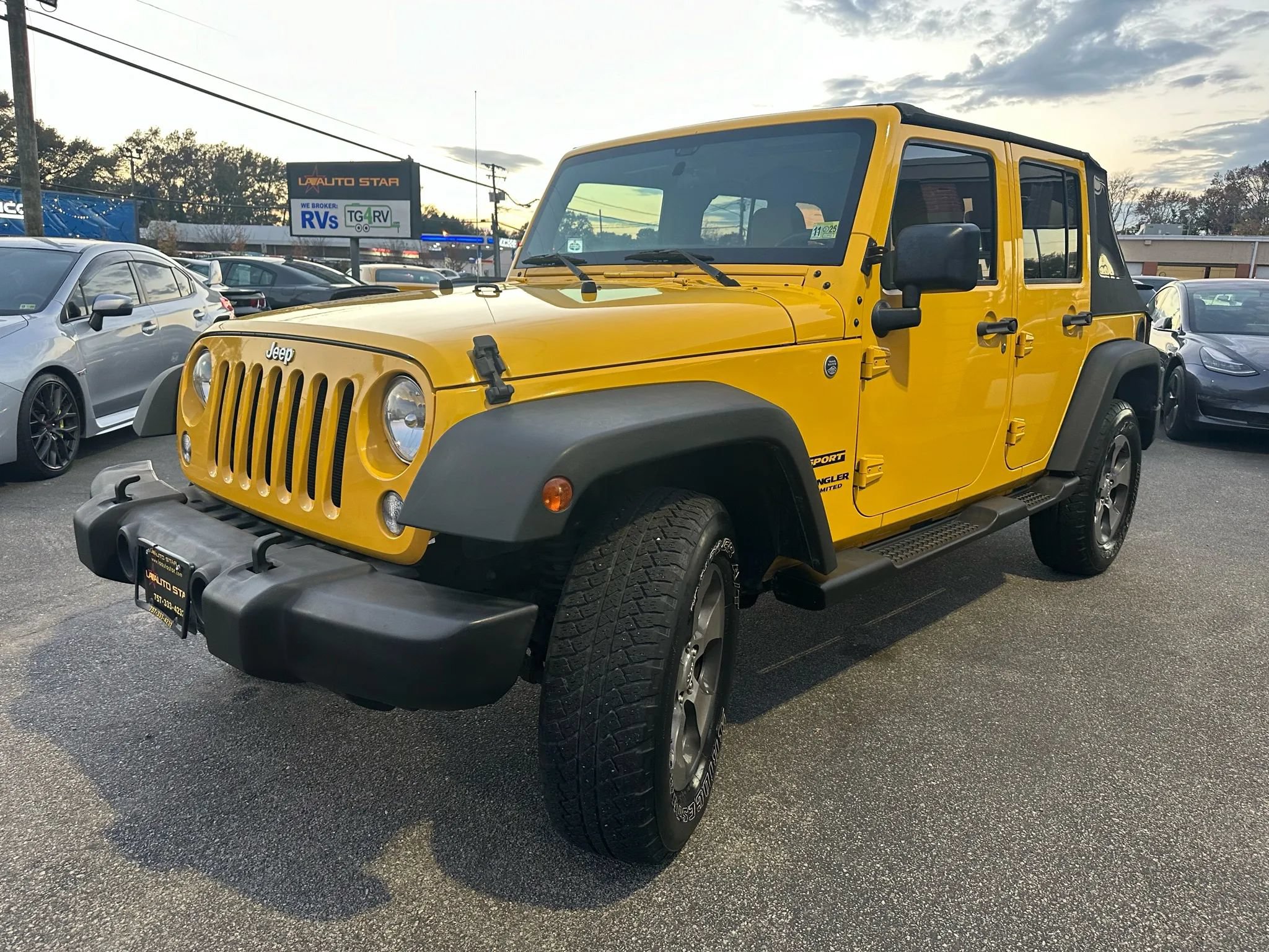 Used 2015 Jeep Wrangler Unlimited Sport AWD/4WD image 7