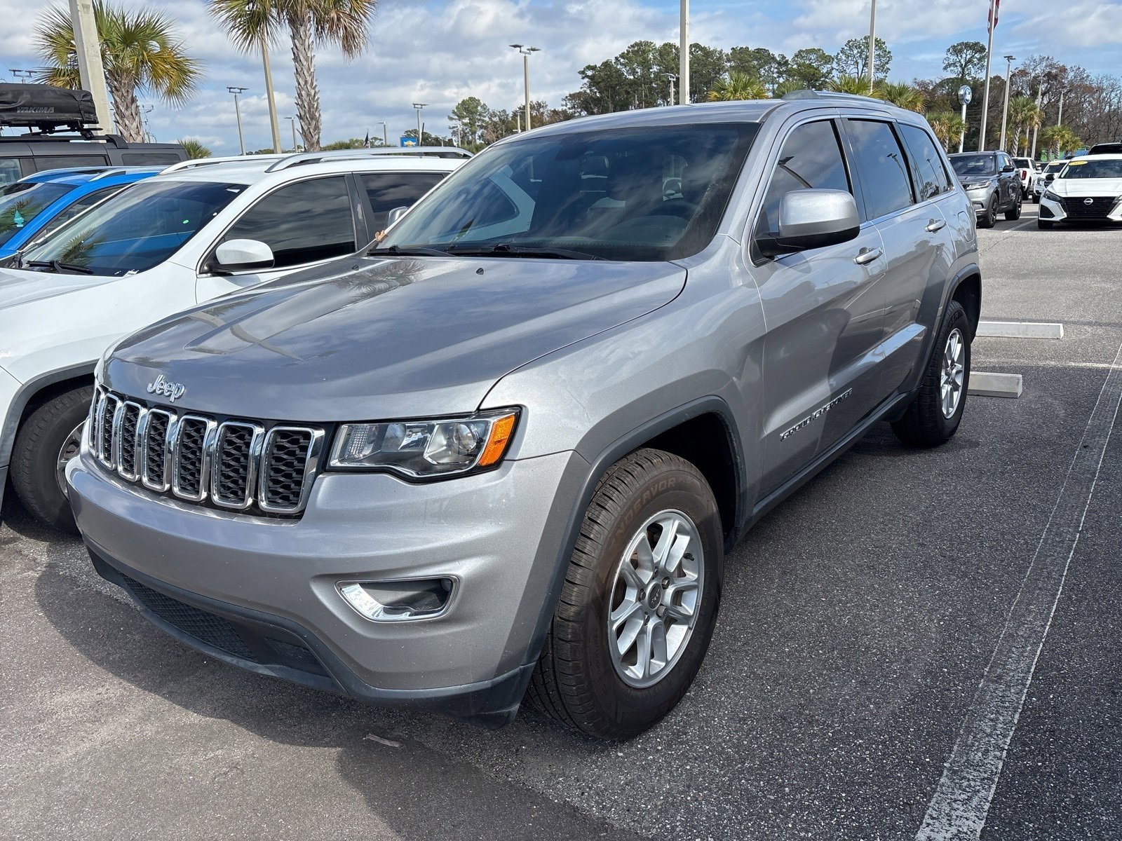 Used 2020 Jeep Grand Cherokee Laredo