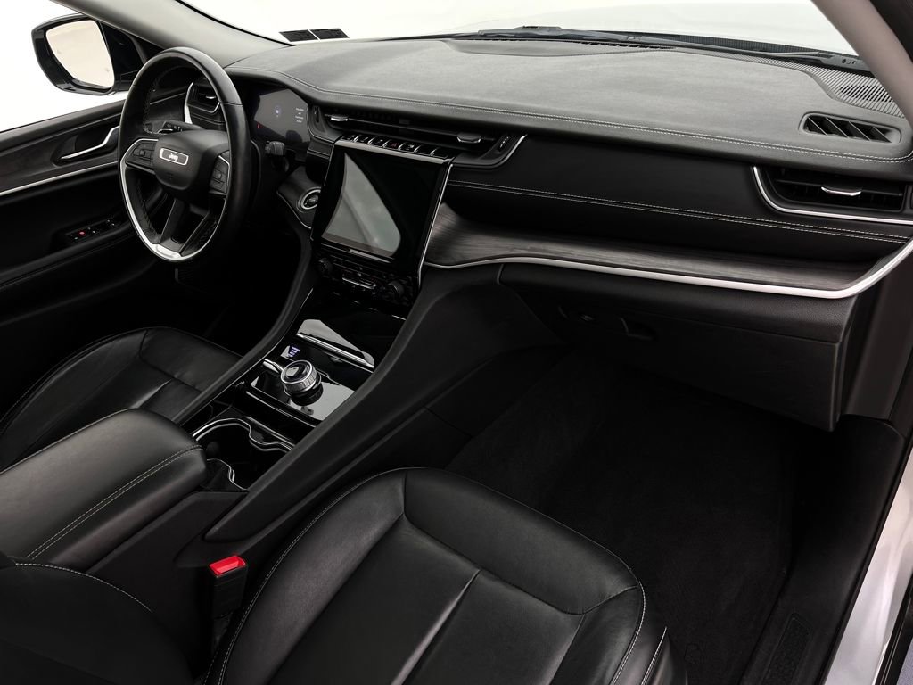 Used 2021 Jeep Grand Cherokee L Limited image 13