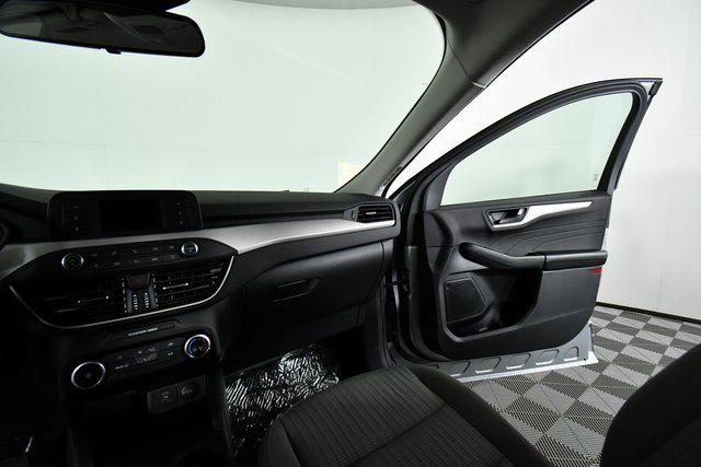 Used 2022 Ford Escape S image 20