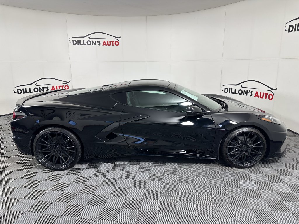 Used 2024 Chevrolet Corvette Stingray Coupe w/ 1LT RWD image 11