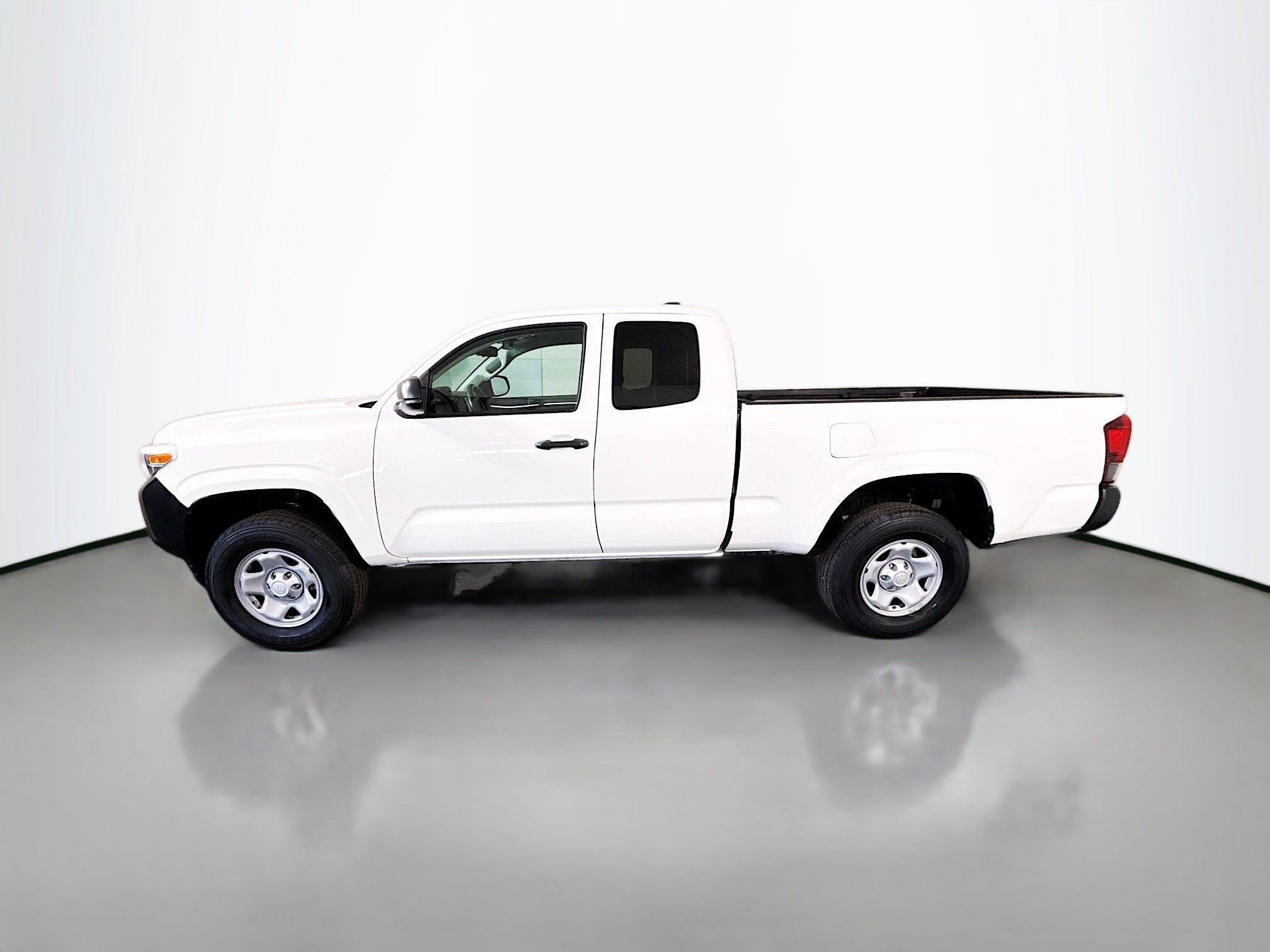 Used 2020 Toyota Tacoma SR RWD image 6