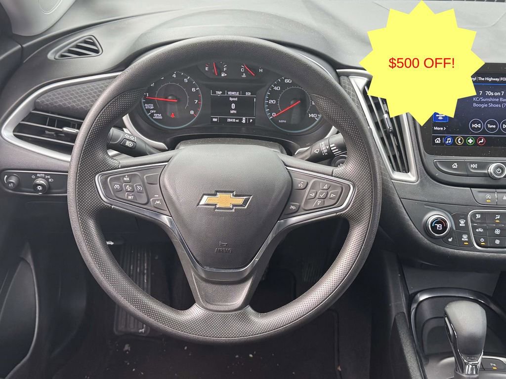 Used 2024 Chevrolet Malibu LT FWD image 14
