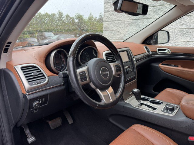 Used 2012 Jeep Grand Cherokee Overland Summit AWD/4WD image 6