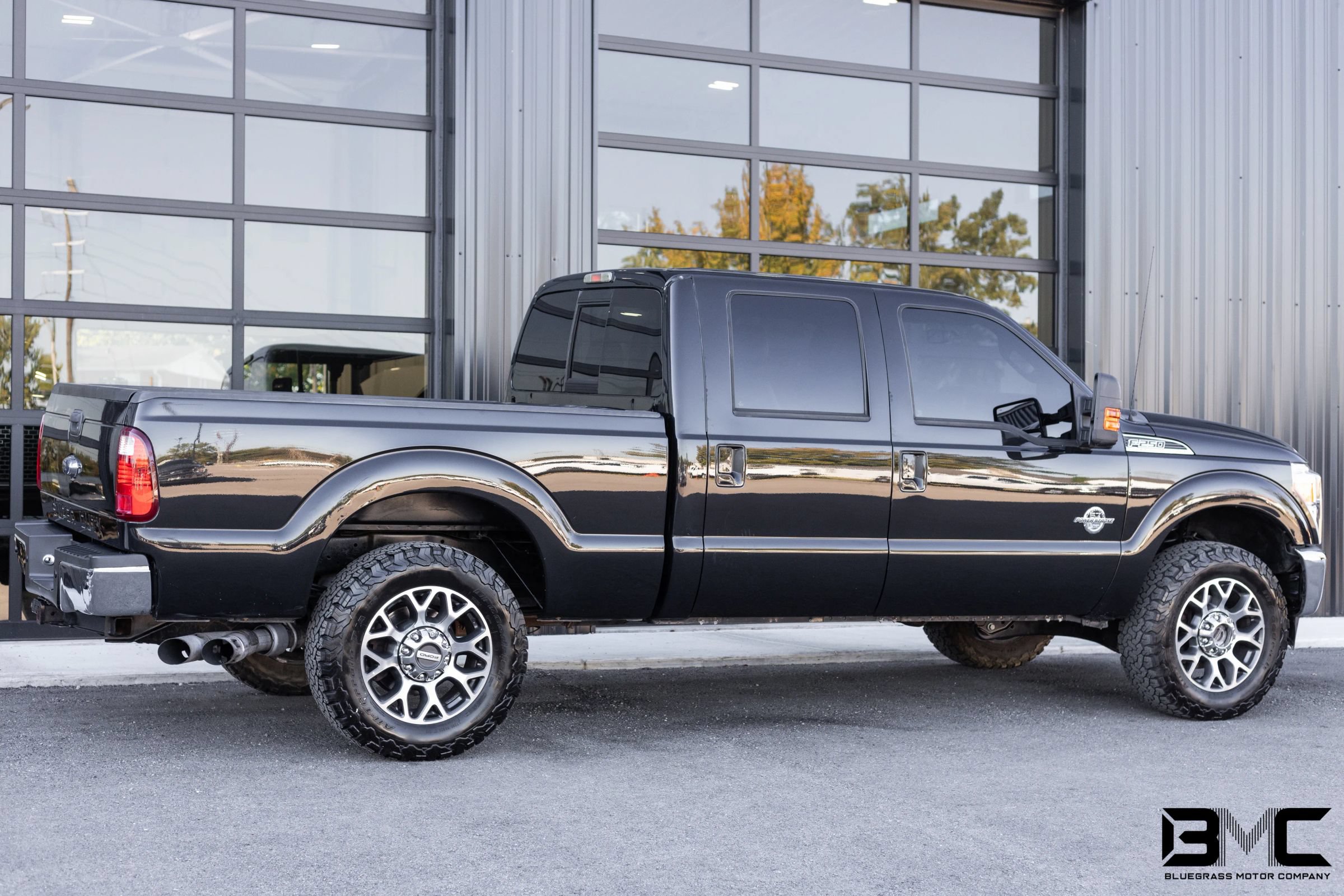 Used 2014 Ford F250 Lariat w/ Lariat Interior Package AWD/4WD image 10