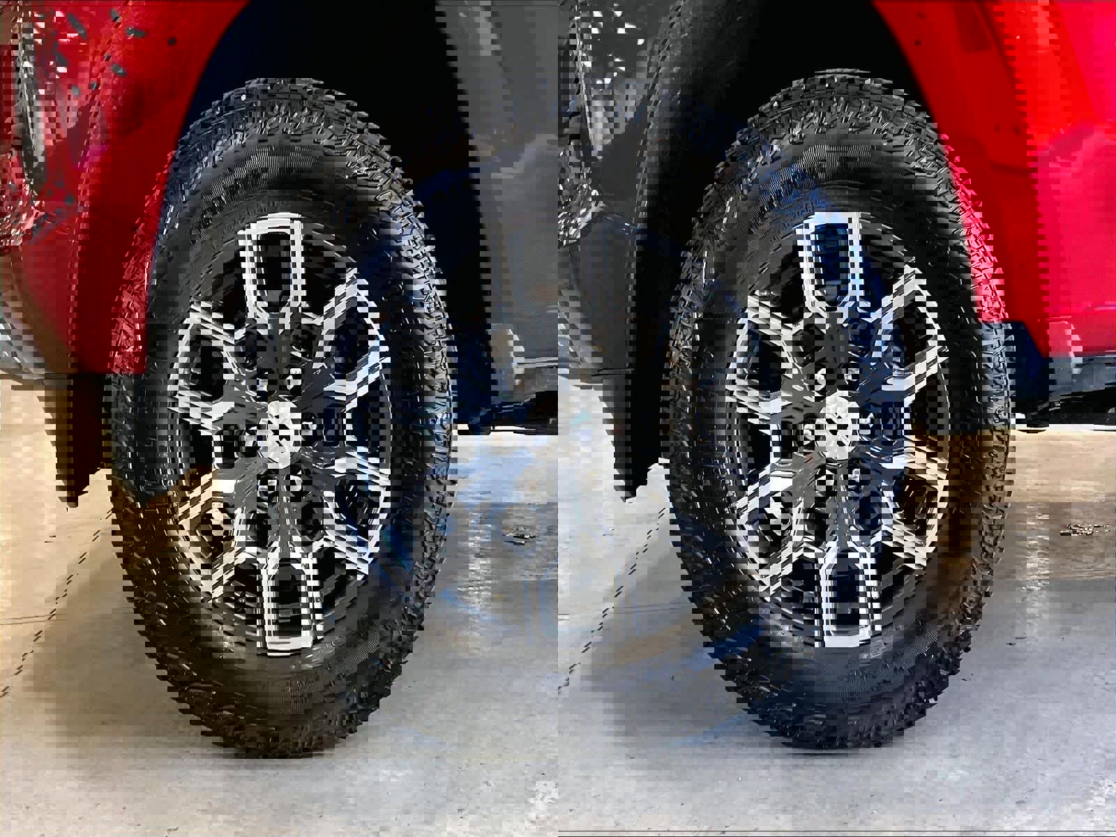 Used 2023 Chevrolet Colorado Z71 w/ Z71 Convenience Package 2 AWD/4WD image 7