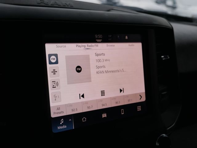 Used 2024 RAM 3500 Tradesman w/ Chrome Appearance Group image 20