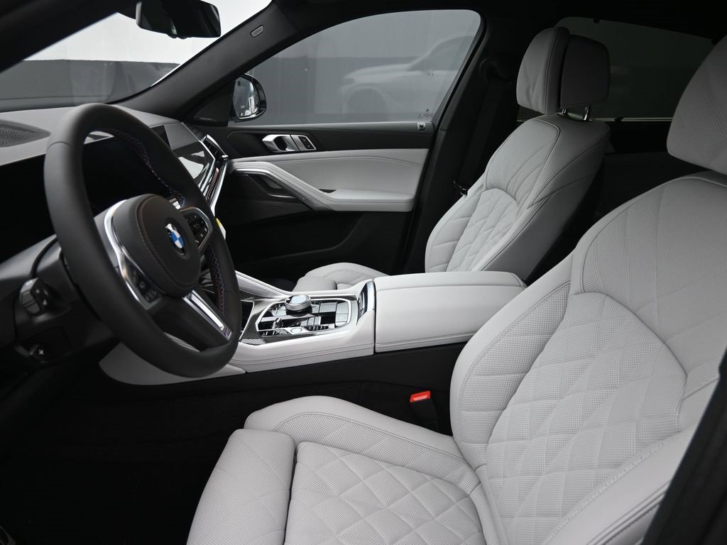 New 2026 BMW X6 M60i image 12