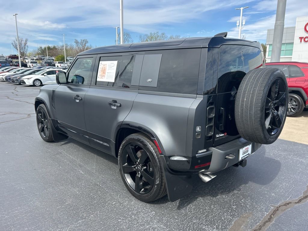 Used 2023 Land Rover Defender 110 V8 image 17