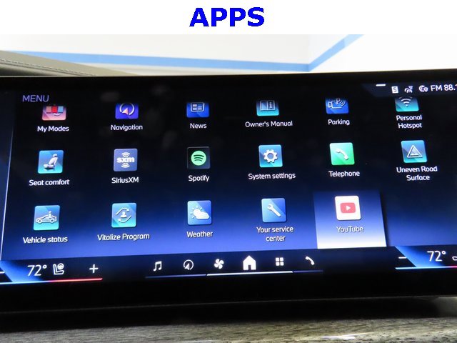 Used 2025 BMW 740i image 32