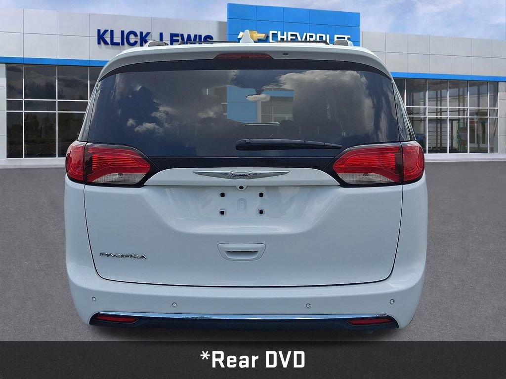 Used 2020 Chrysler Pacifica Touring-L Plus FWD image 5