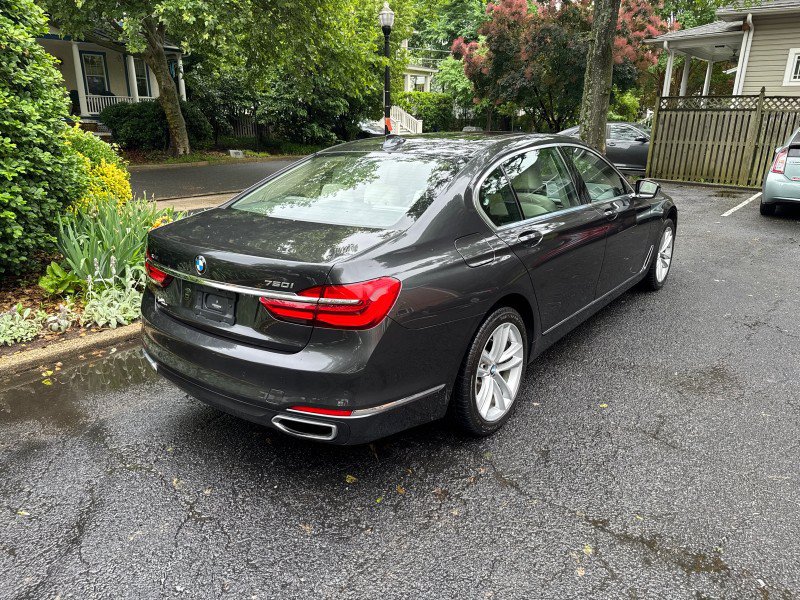 Used 2018 BMW 750i xDrive AWD/4WD image 5