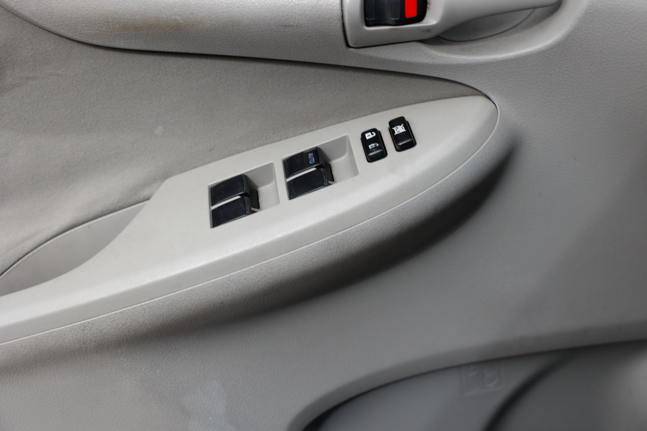 Used 2009 Toyota Corolla image 37