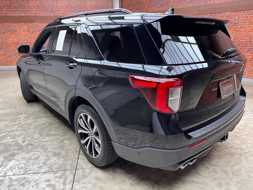 Used 2020 Ford Explorer ST AWD/4WD image 2