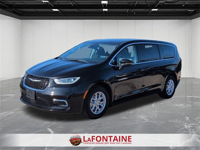 Certified 2023 Chrysler Pacifica Touring-L