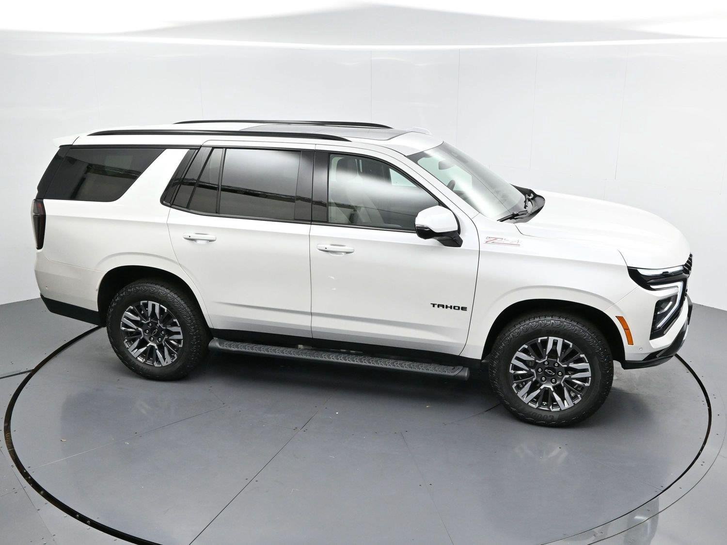 Used 2025 Chevrolet Tahoe Z71 w/ Z71 Off-Road Package AWD/4WD image 36