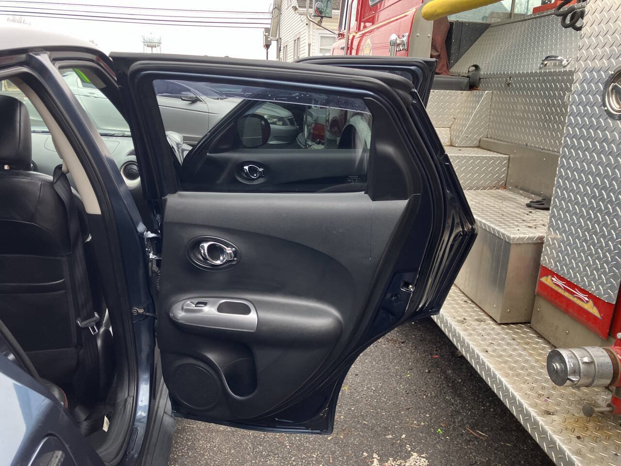 Used 2011 Nissan Juke SL AWD/4WD image 21
