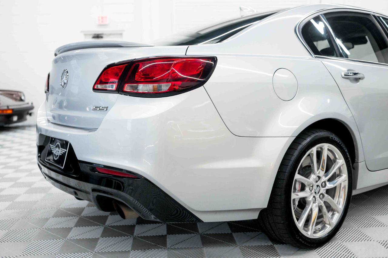 Used 2015 Chevrolet SS RWD image 35