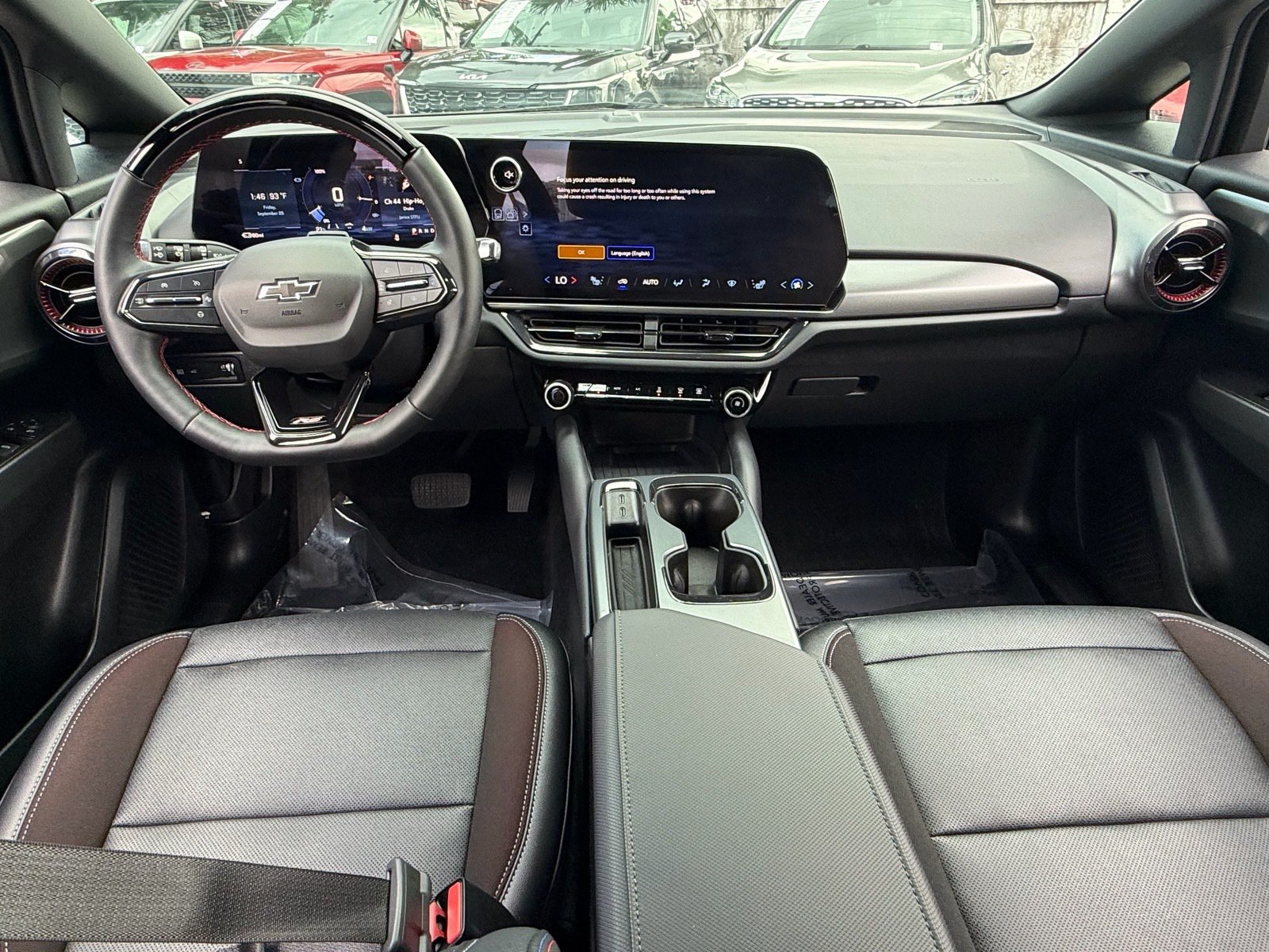 Used 2024 Chevrolet Equinox EV RS FWD image 14