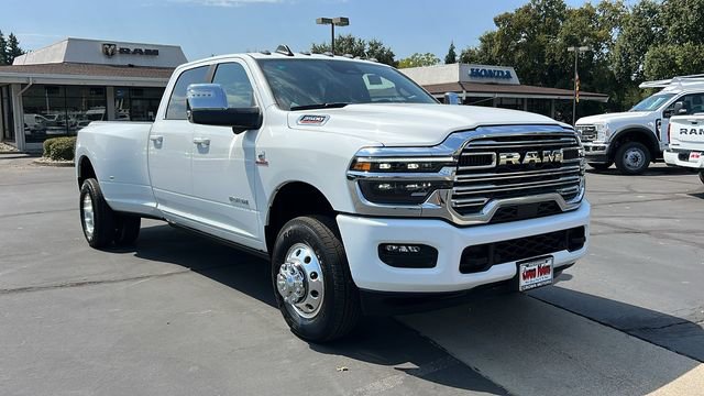 New 2026 RAM 3500 Laramie w/ Max Tow Package image 2