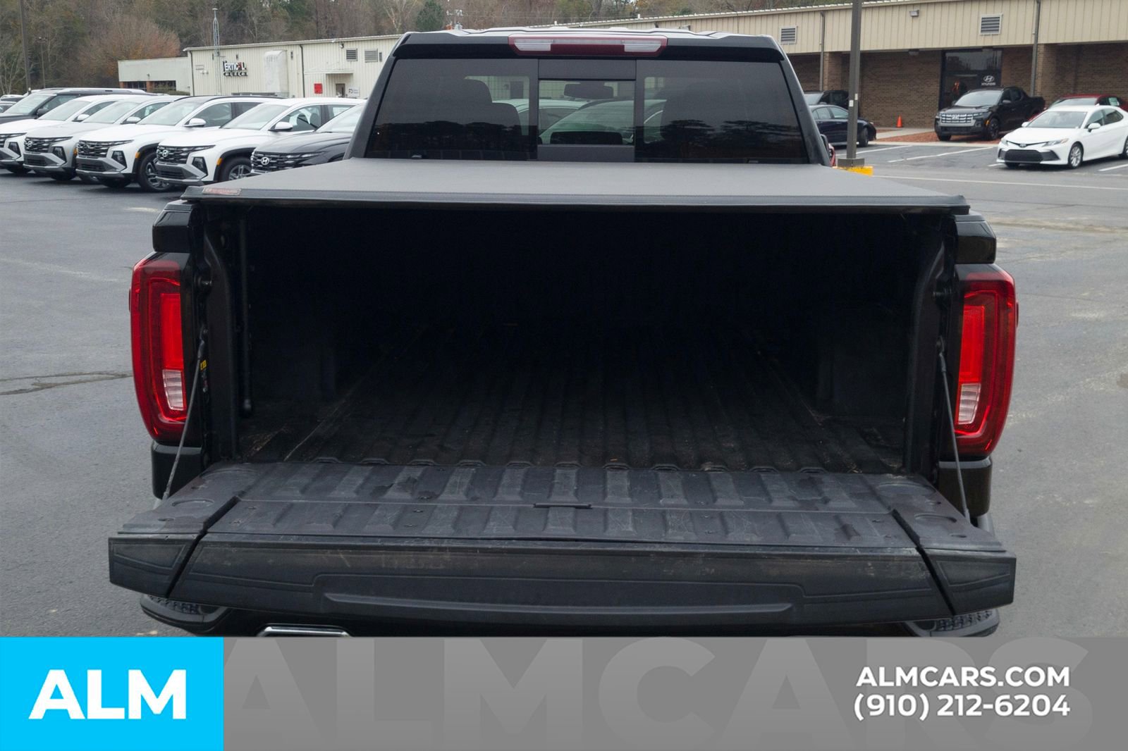 Used 2021 GMC Sierra 1500 AT4 w/ AT4 Preferred Package image 10