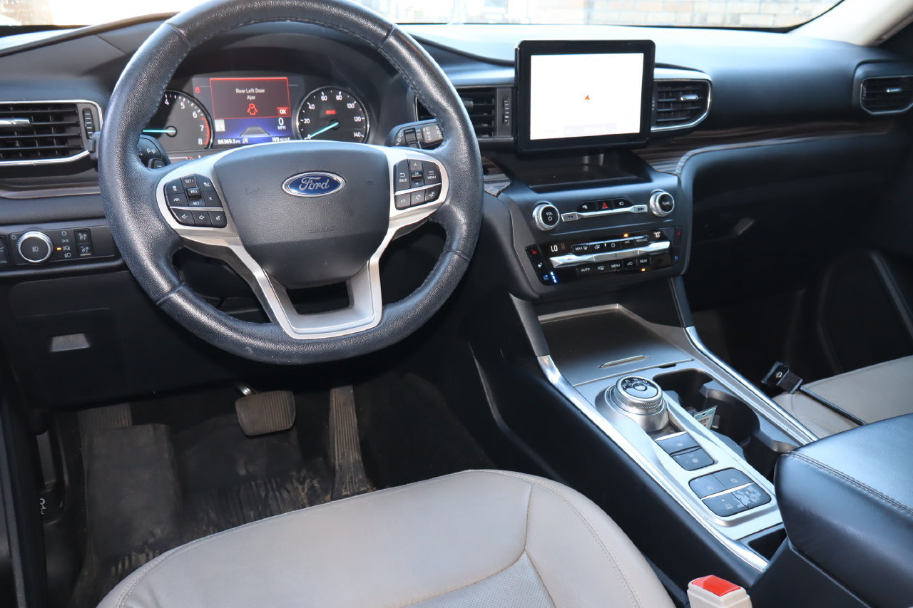 Used 2020 Ford Explorer Limited RWD image 5