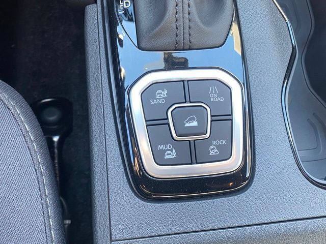 New 2026 Nissan Frontier SV w/ All-Weather Content Package AWD/4WD image 26