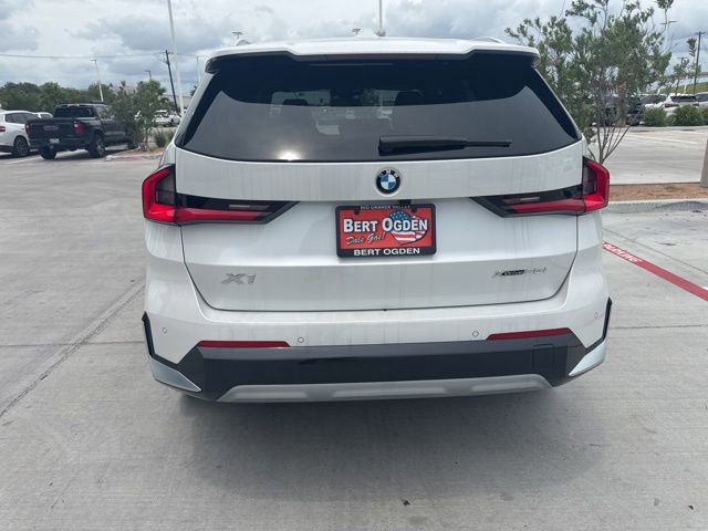 New 2026 BMW X1 xDrive28i w/ Technology Package AWD/4WD image 5