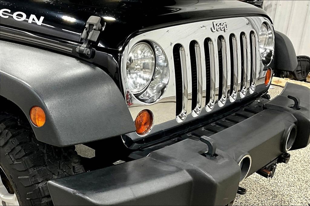 Used 2013 Jeep Wrangler Rubicon w/ PWR Convenience Group image 29