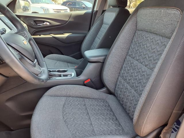 Used 2023 Chevrolet Equinox LT AWD/4WD image 3