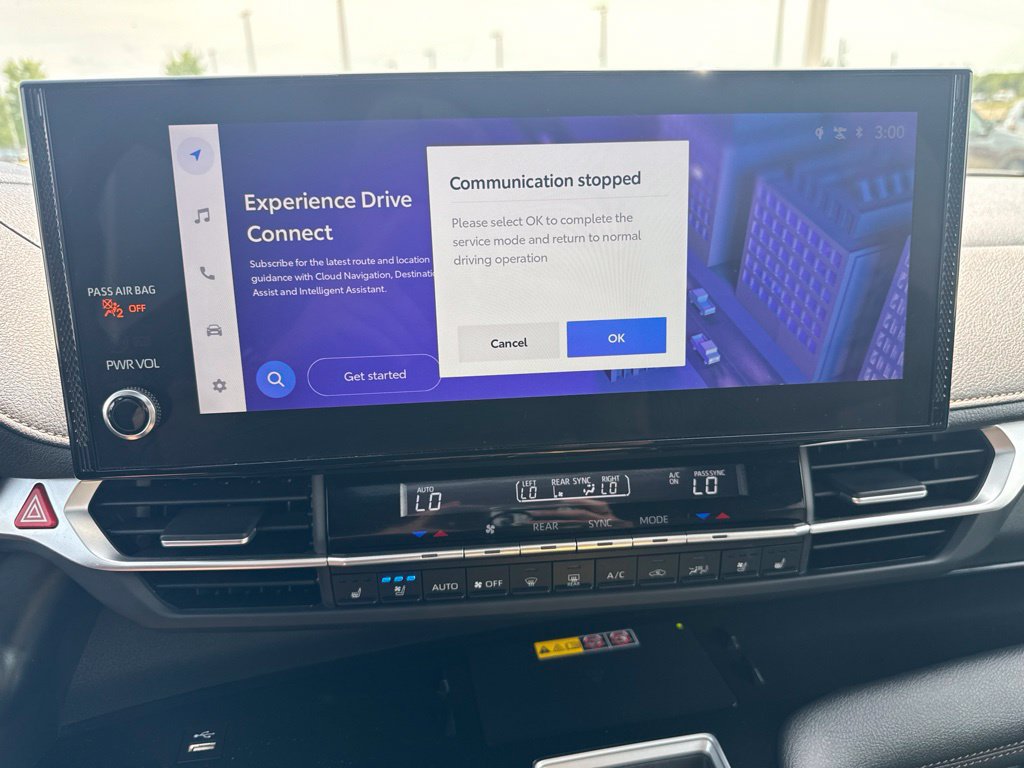 Certified 2025 Toyota Sienna Limited AWD/4WD image 15