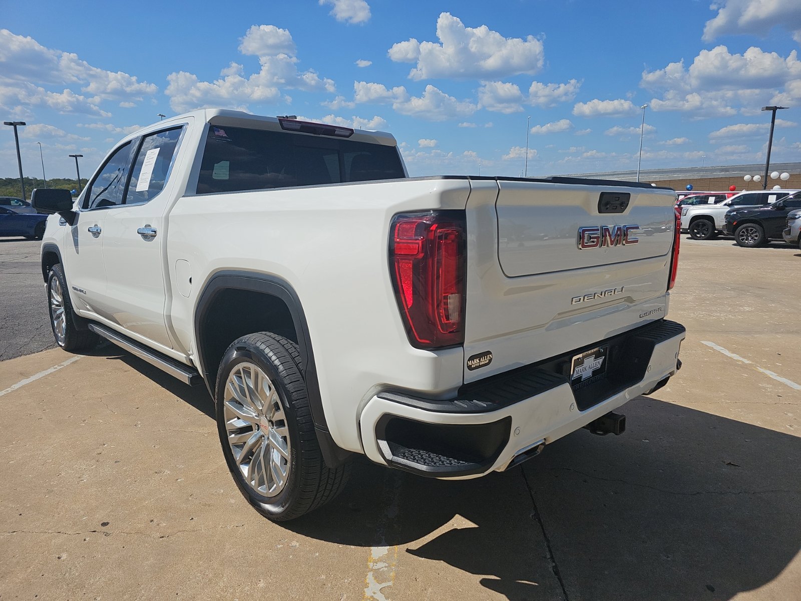 Used 2023 GMC Sierra 1500 Denali AWD/4WD image 7