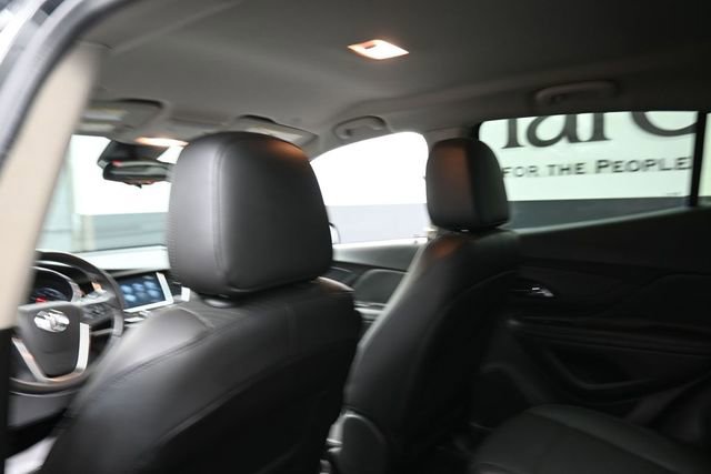 Used 2020 Buick Encore Preferred FWD image 24