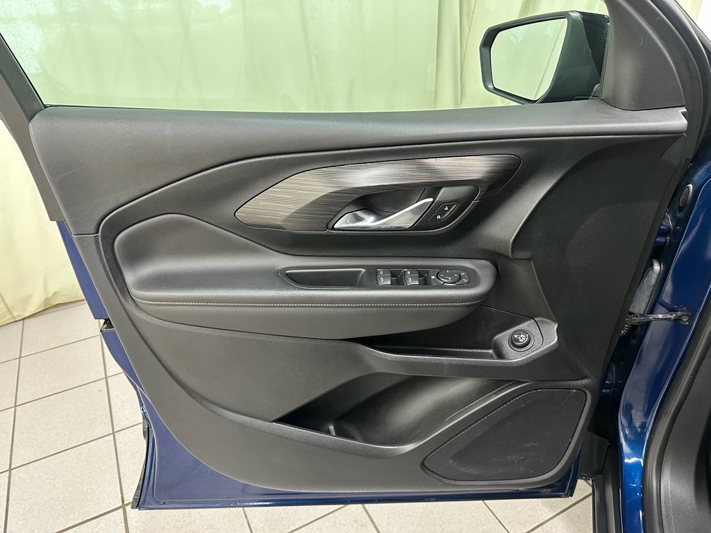 Certified 2022 GMC Terrain SLE w/ Driver Convenience Package image 33