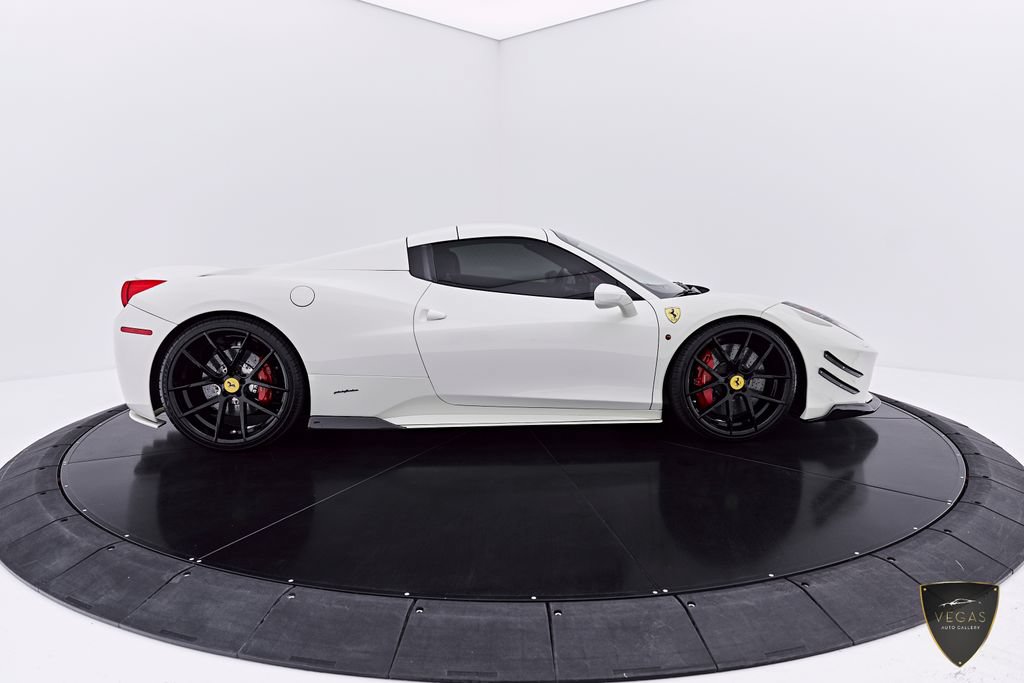 Used 2014 Ferrari 458 Spider RWD image 17