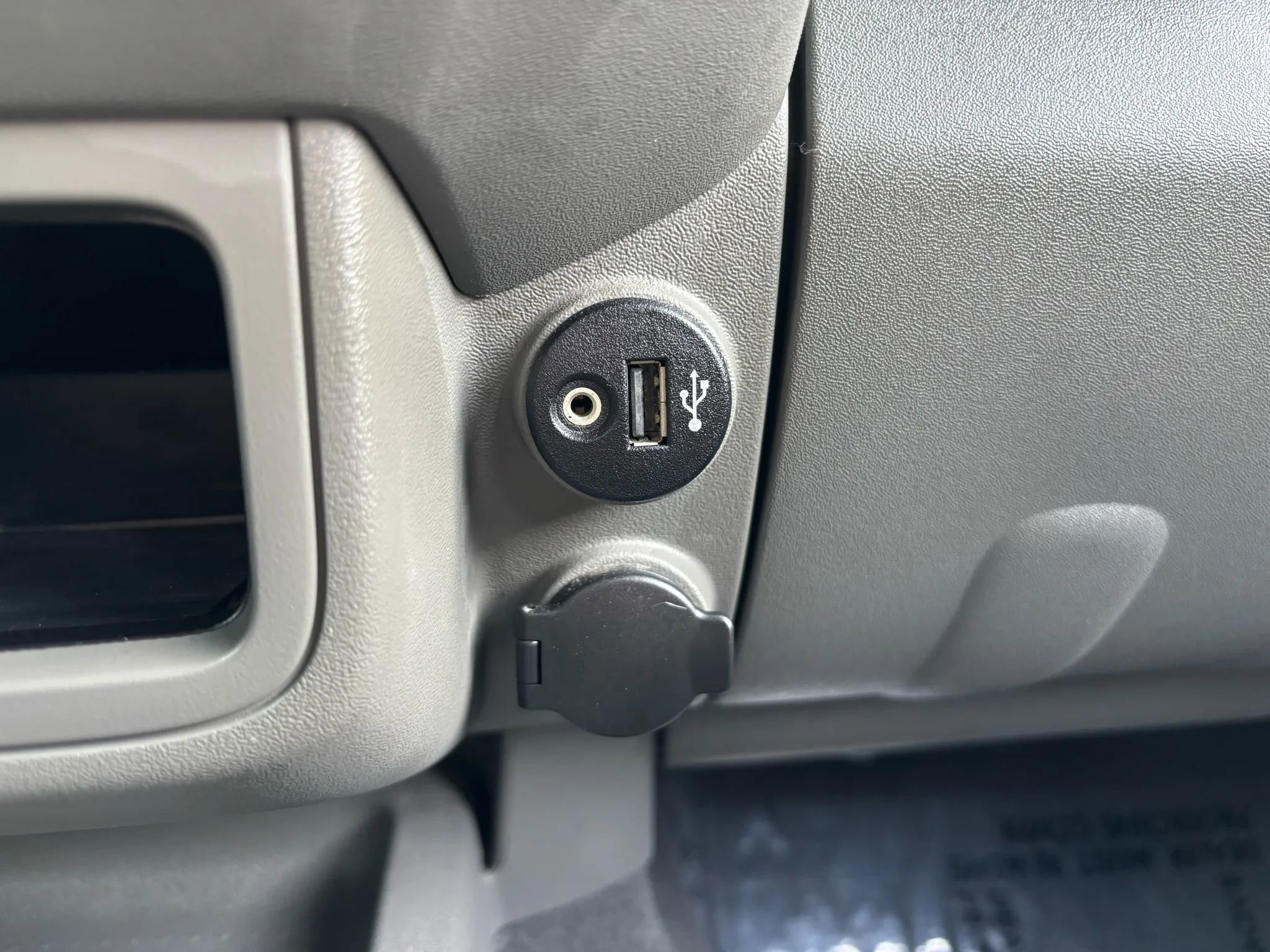 Used 2019 Nissan Frontier Desert Runner image 33