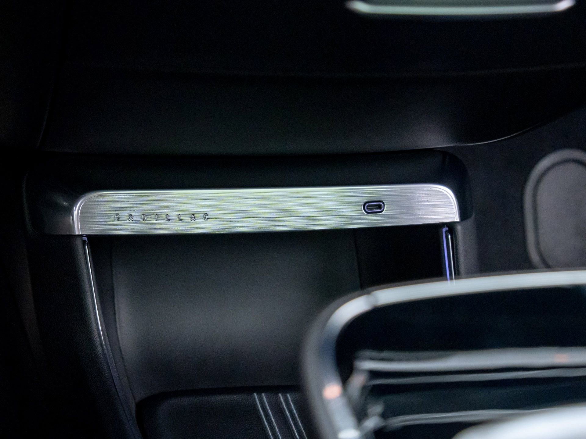 New 2026 Cadillac Lyriq V w/ LPO, Red Accent Package image 27