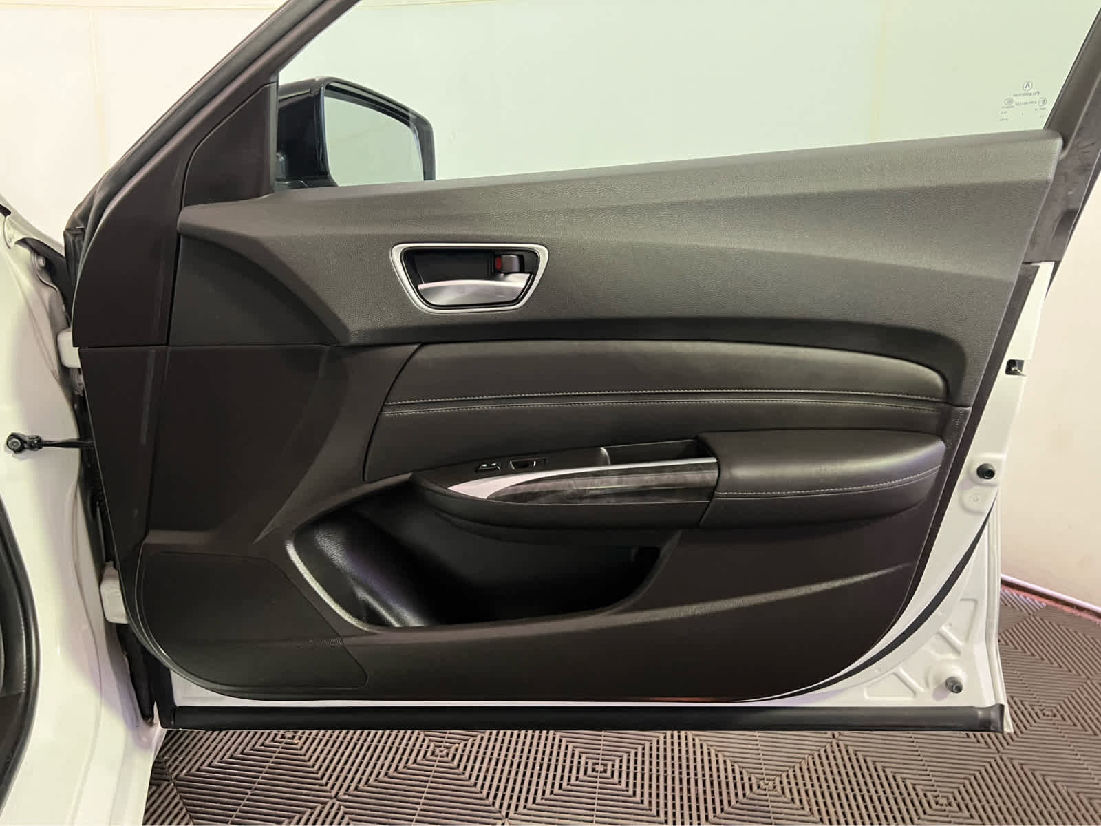 Certified 2019 Acura TLX image 29