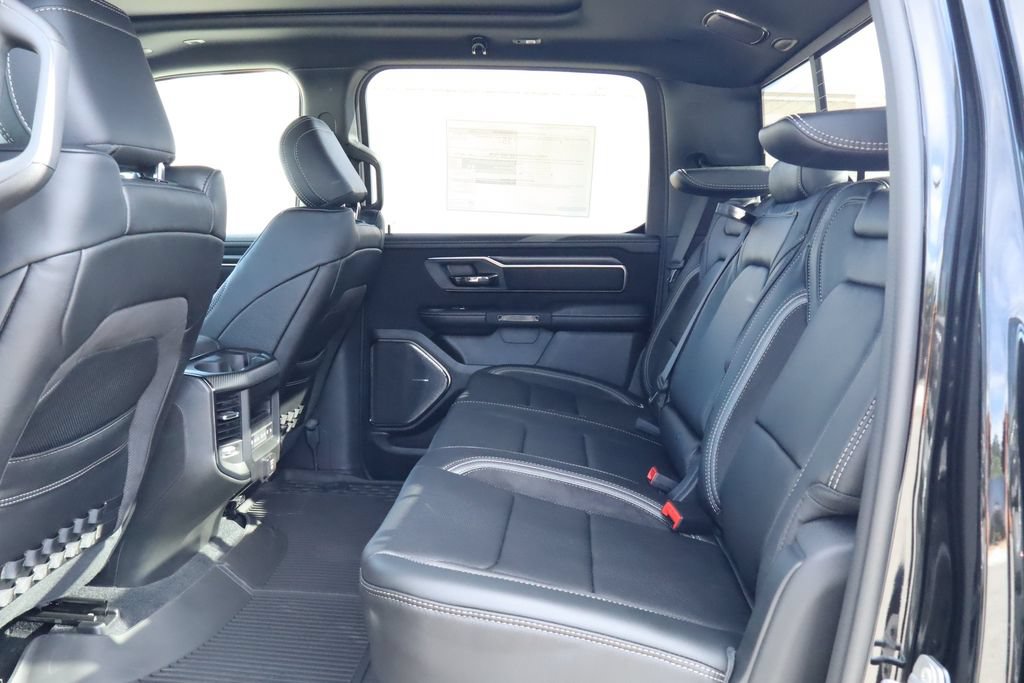 Used 2024 RAM 2500 Limited AWD/4WD image 31