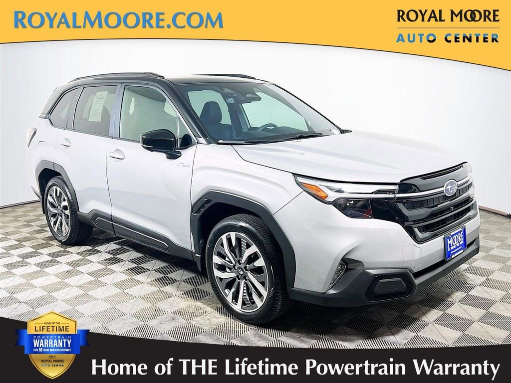 Used 2025 Subaru Forester Touring AWD/4WD image 1