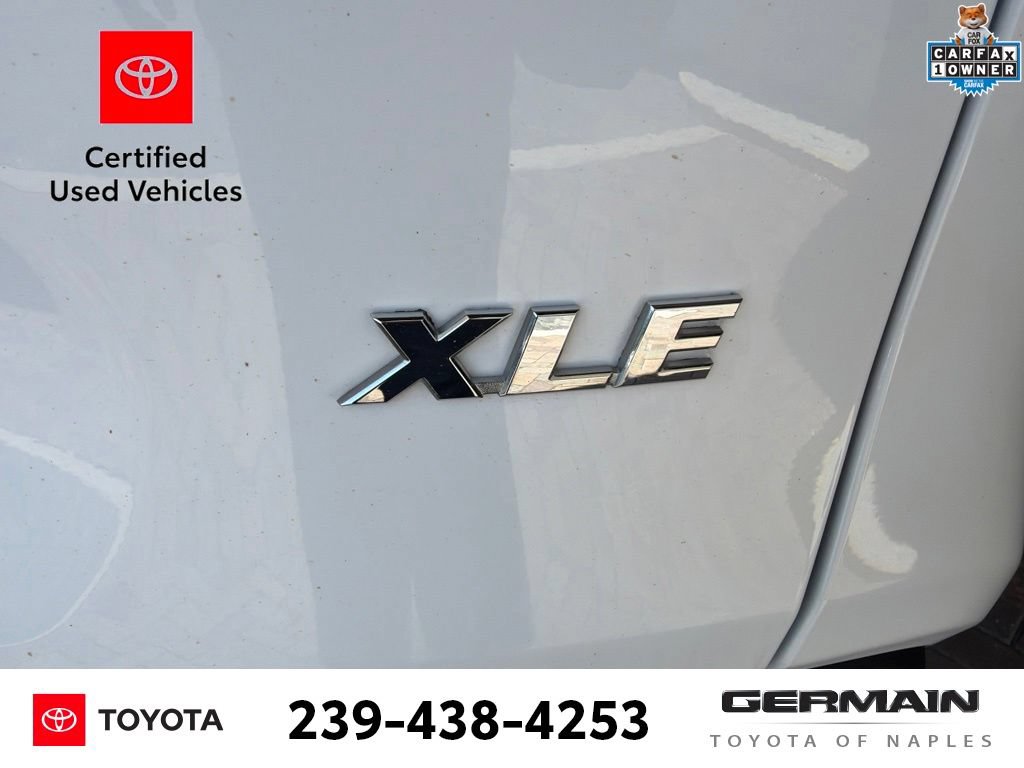 Used 2021 Toyota RAV4 XLE w/ Convenience Package FWD image 5