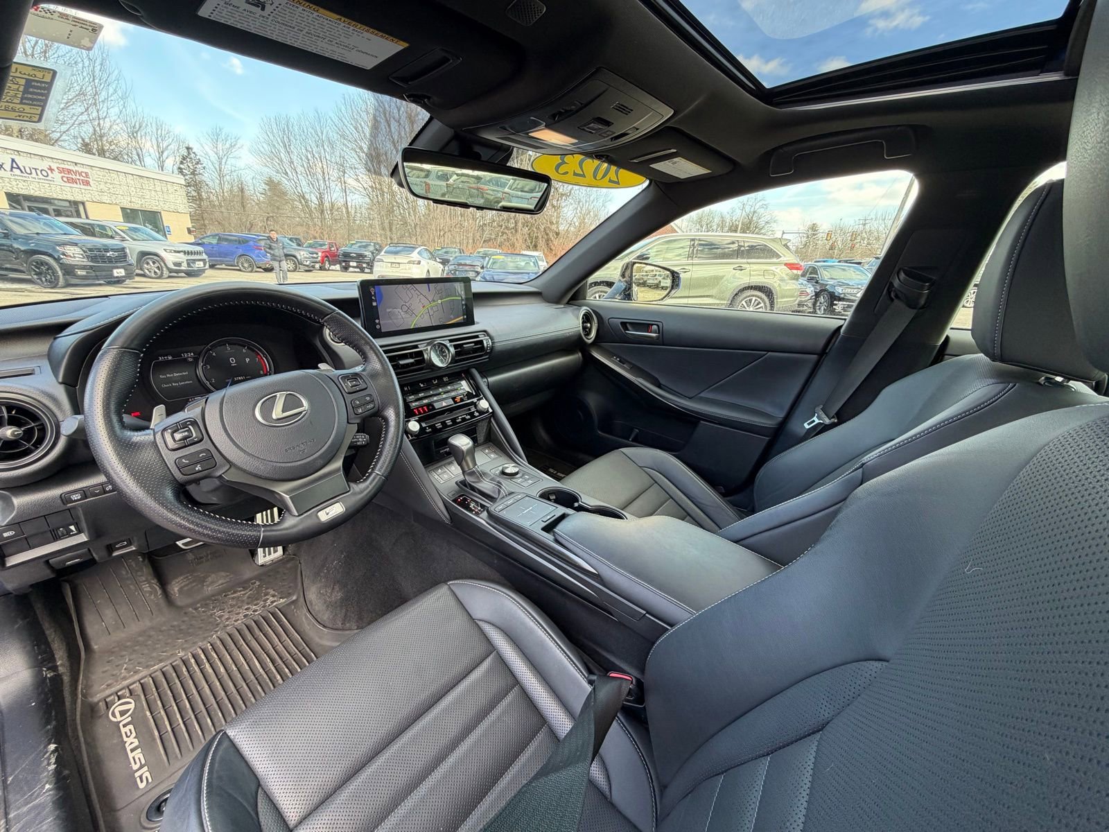 Used 2023 Lexus IS 350 F Sport image 7