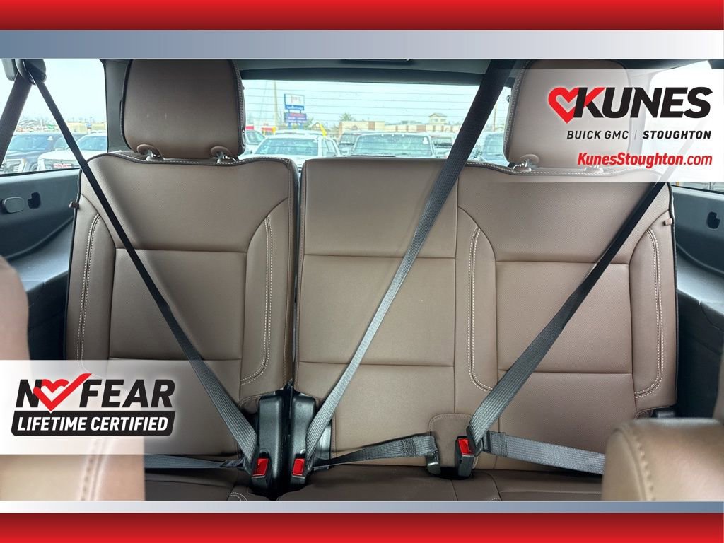 Used 2025 Chevrolet Suburban High Country AWD/4WD image 41