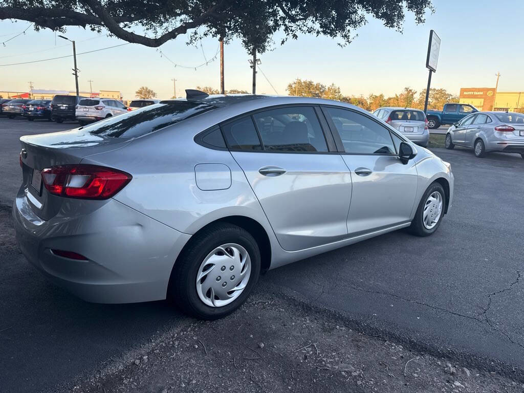 Used 2019 Chevrolet Cruze LS FWD image 6