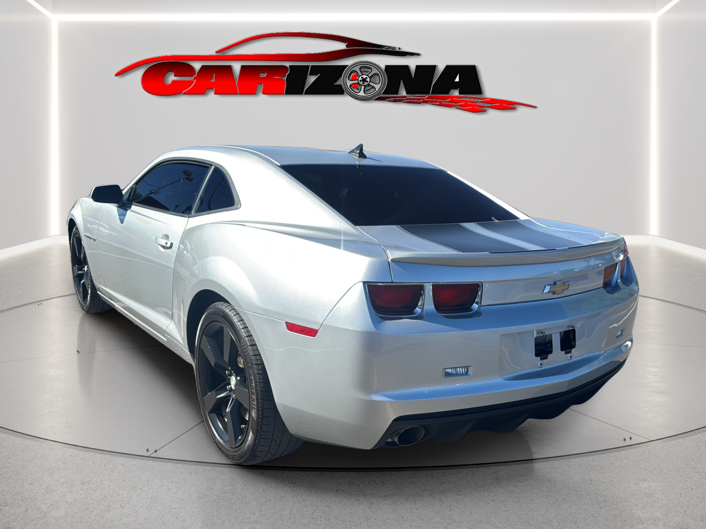 Used 2010 Chevrolet Camaro SS w/ RS Package RWD image 9
