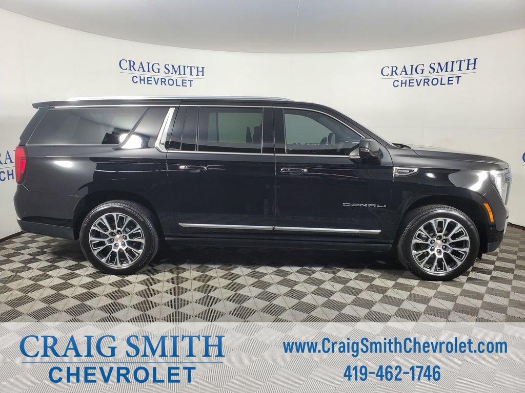 Used 2026 GMC Yukon XL Denali w/ Denali Reserve Package AWD/4WD image 6
