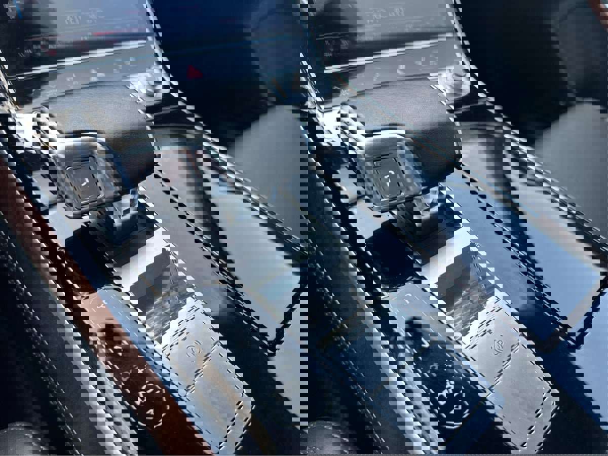 Used 2020 Audi A8 L 4.0T w/ Sport Plus Package image 41