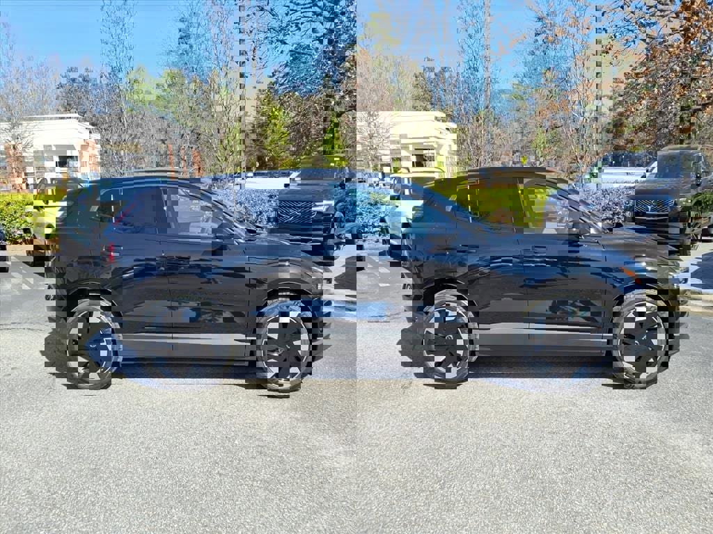 New 2026 Volvo XC90 T8 Plus w/ Protection Package Premier image 2